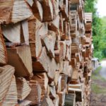 Poradnik dla początkujących: jak kupować w hurtowni drewna