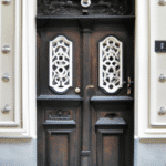 Jak Wybrać Najlepsze Drzwi PCV w Warszawie? Przegląd Najlepszych Miejsc i Ofert